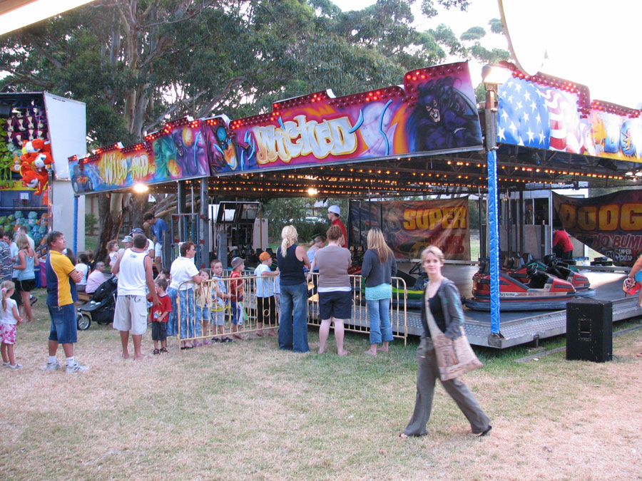 Dodgem-Cars-amusement-ride